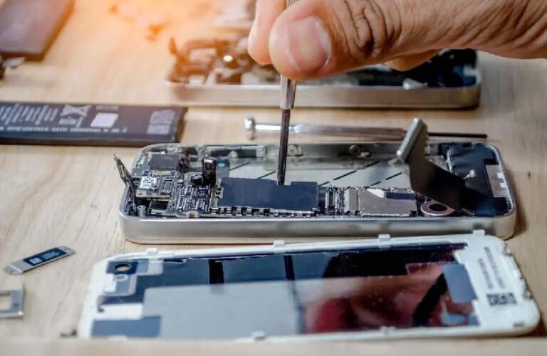 services images_i phone repair